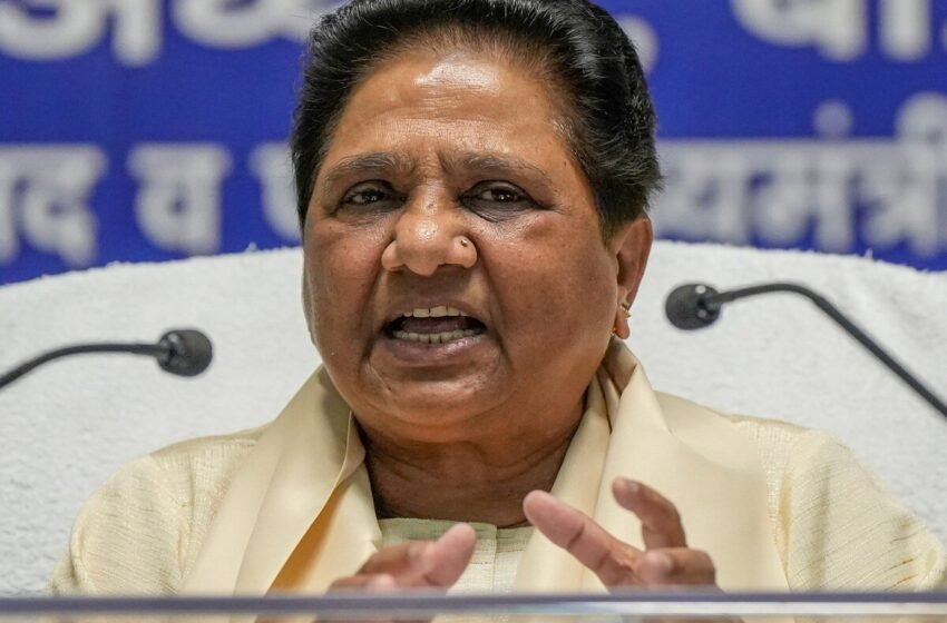  बसपा सुप्रीमो मायावती ने मीडिया को संबोधित करते हुए बहुजन समाज का उठाया मुद्दा