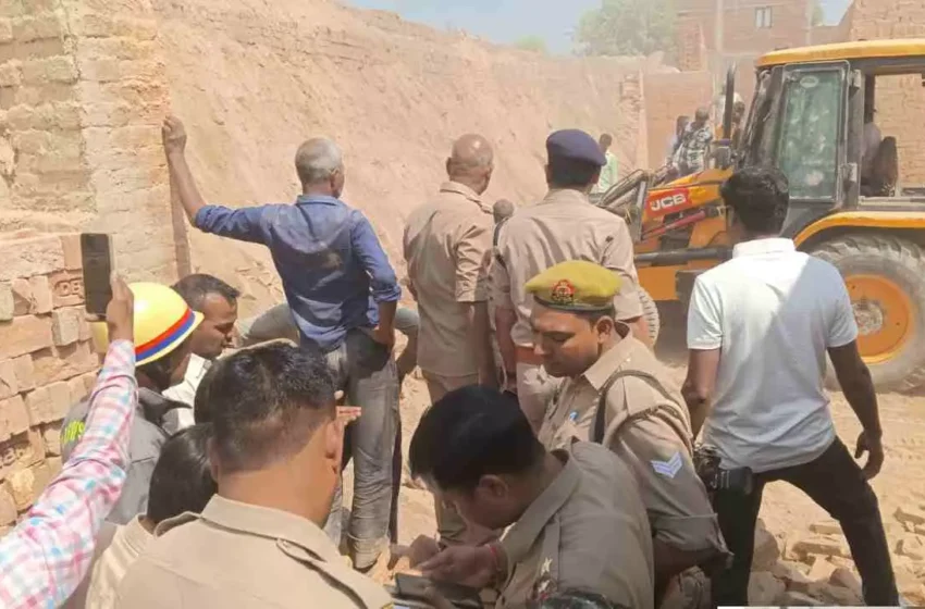  बरेली में ईंट भट्ठे की दीवार गिरने से 5 मजदूर दब गए,1 मजदूर की मौत