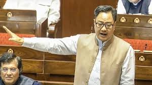  वक्फ संशोधन विधेयक पर बहस: कांग्रेस और सरकार के बीच तीखी नोकझोंक