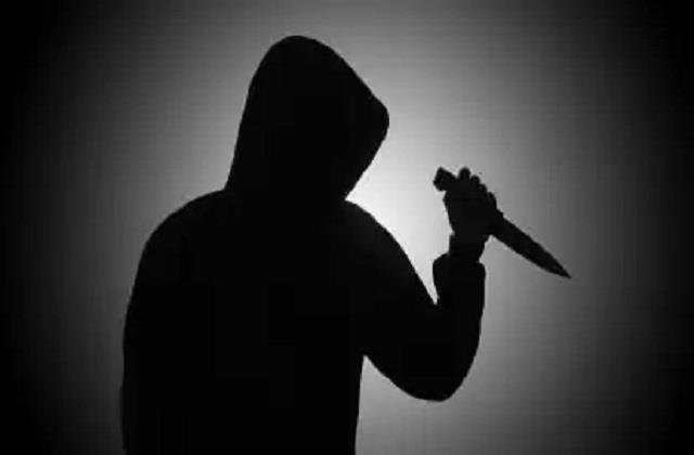 बेंगलुरु: दिनदहाड़े दिल दहला देने वाली वारदात, घर में अकेली महिला की गला घोंटकर हत्या