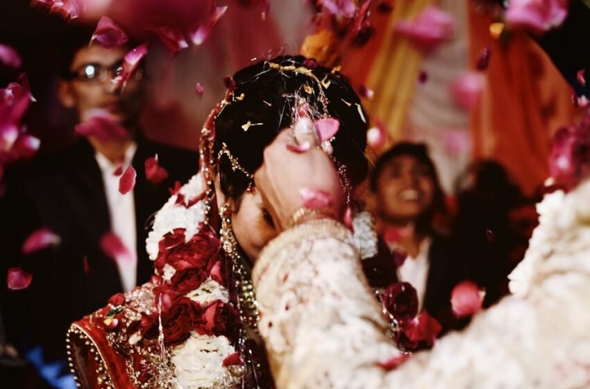 दहेज, शादी में फिजूलखर्ची व धर्मांतरण पर लगेगा अंकुश; काशी विद्वत परिषद ने जारी की नई हिंदू आचार संहिता