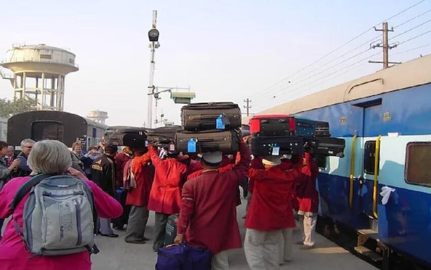 अब ट्रैन में भी तय हो रही लगेज लिमिट