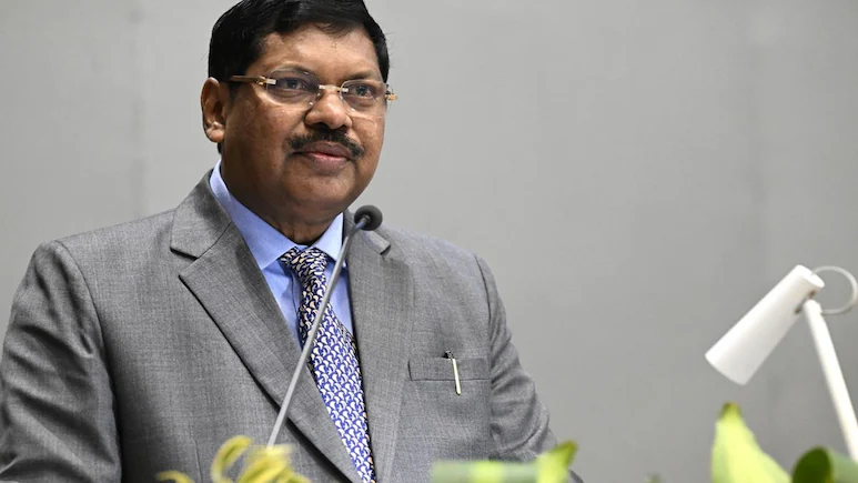  सुप्रीम कोर्ट का बड़ा बयान: दिल्ली की बारिश और केरल टोल जाम पर CJI गवई की सख्त टिप्पणी