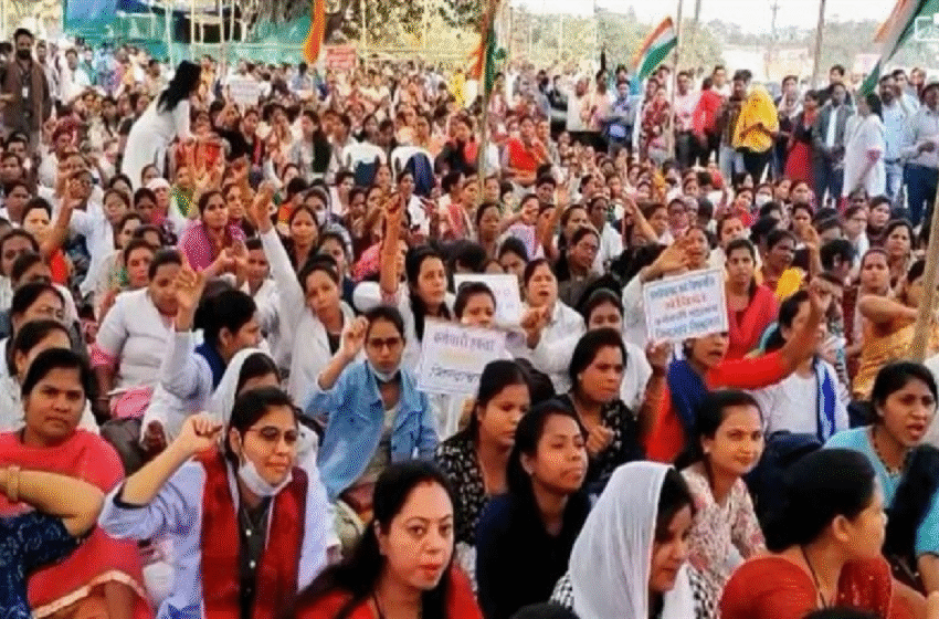  बिहार में विधानसभा चुनाव से पहले संविदा कर्मियों का मुद्दा गरमाया